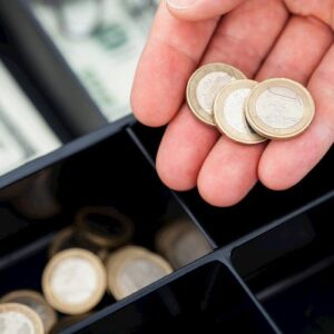 EUR/USD احتمالاً به حرکت پایین تر ادامه می دهد و ۰.۹۵ را در ۱۲ ماه هدف قرار می دهد – Danske Bank